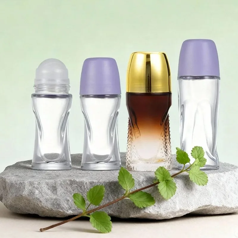 Set mit Antitranspirant-Verpackung und Kunststoffverschluss für Glaskugelflaschen