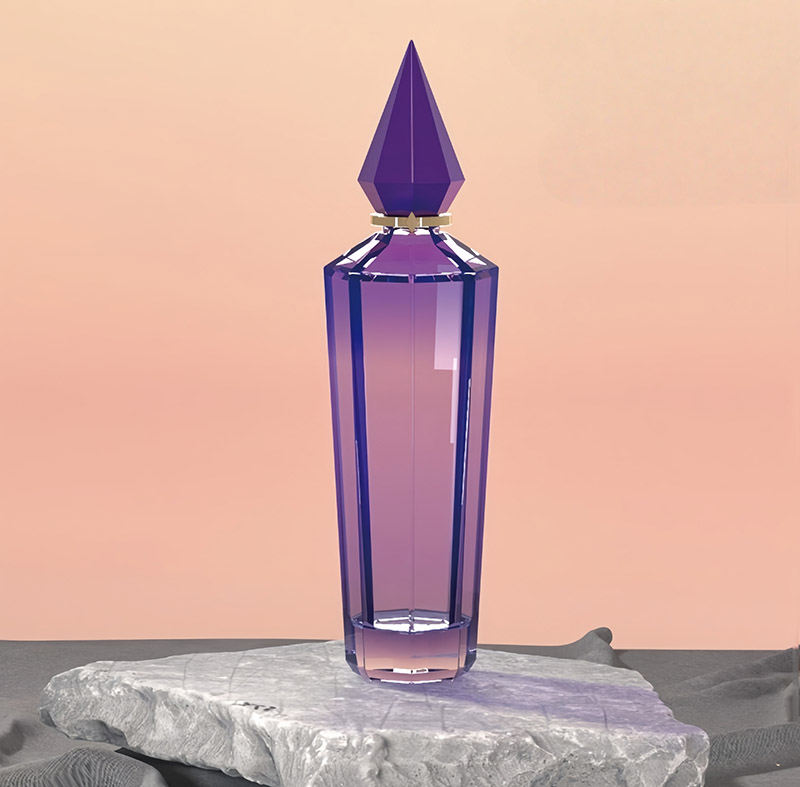 NS-X013 Diamond-shaped glass perfume bottles and diamond-shaped caps,