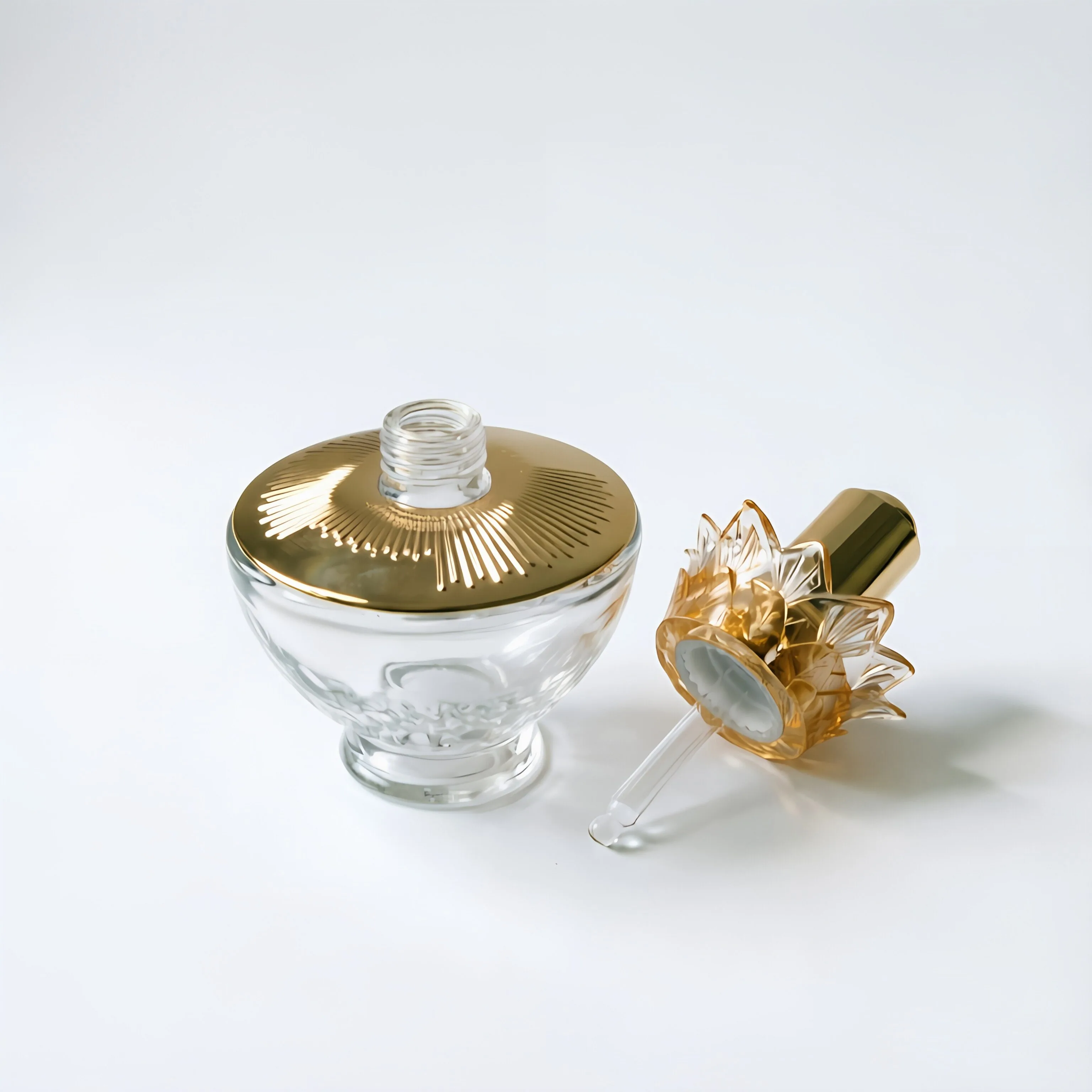 Decorative Luxury Glass Essence Bottle