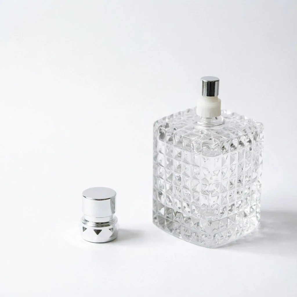Diamond Cut Square Glass Perfume Bottle with Silver Cap 50ml 100ml