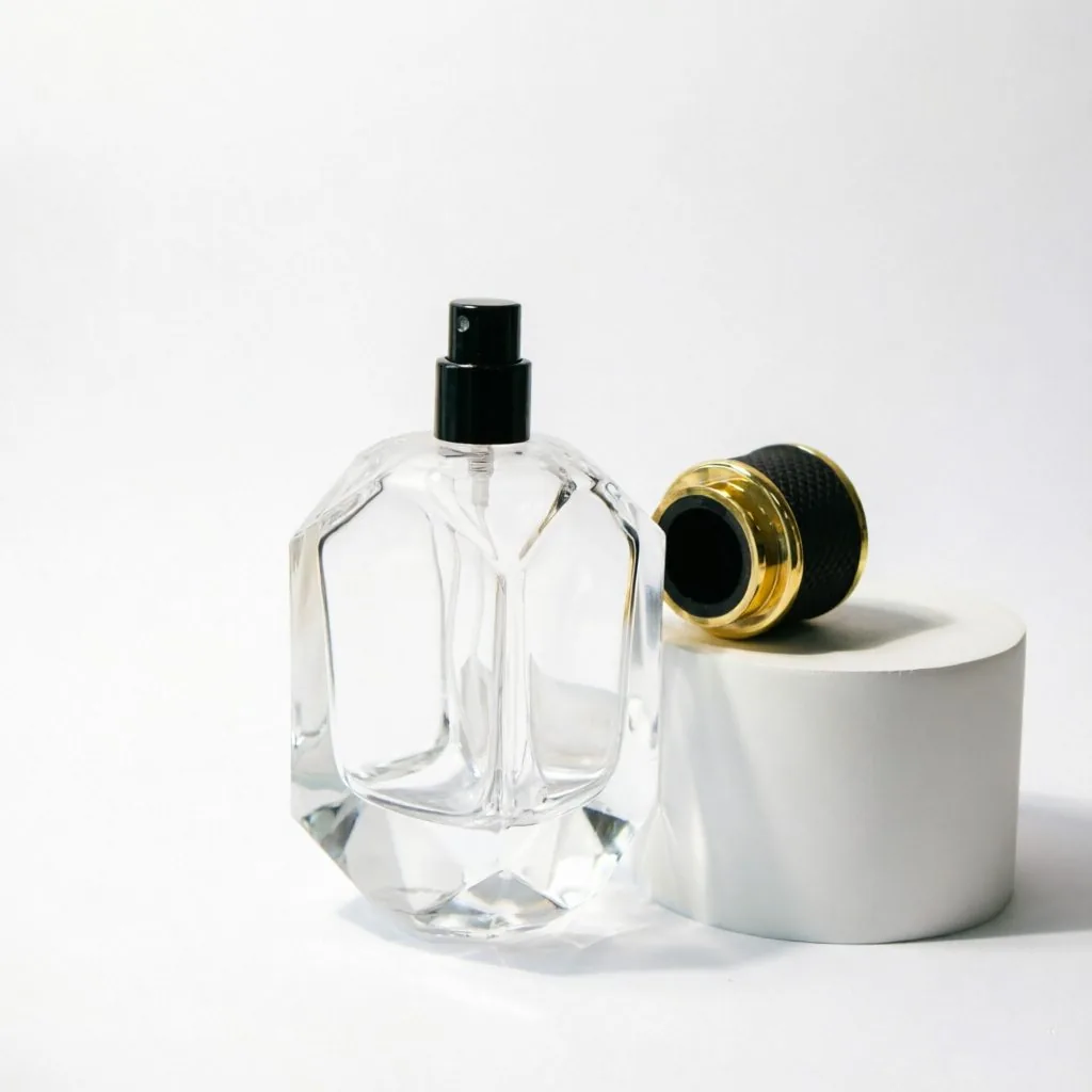 Multi-Faceted Glass Perfume Bottle with Black Gold Cap 50ml 100ml