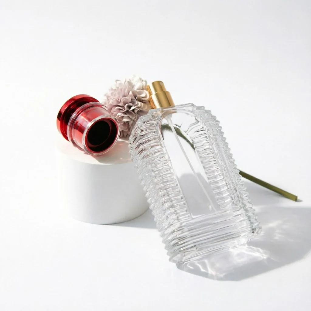 Vertical Ribbed Square Glass Perfume Bottle with Red Metal Cap 100ml 200ml